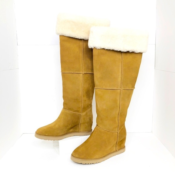 Ugg tall suede fold over wedged heeled boots - Picture 1 of 10